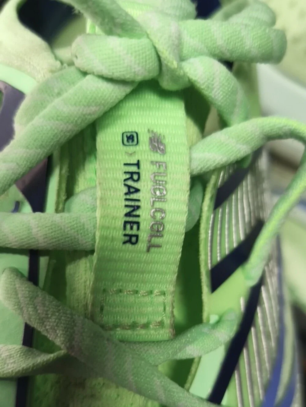 New Balance Women’s 10 FuelCell Running Shoes in Neon Green and Navy.  Very Nice